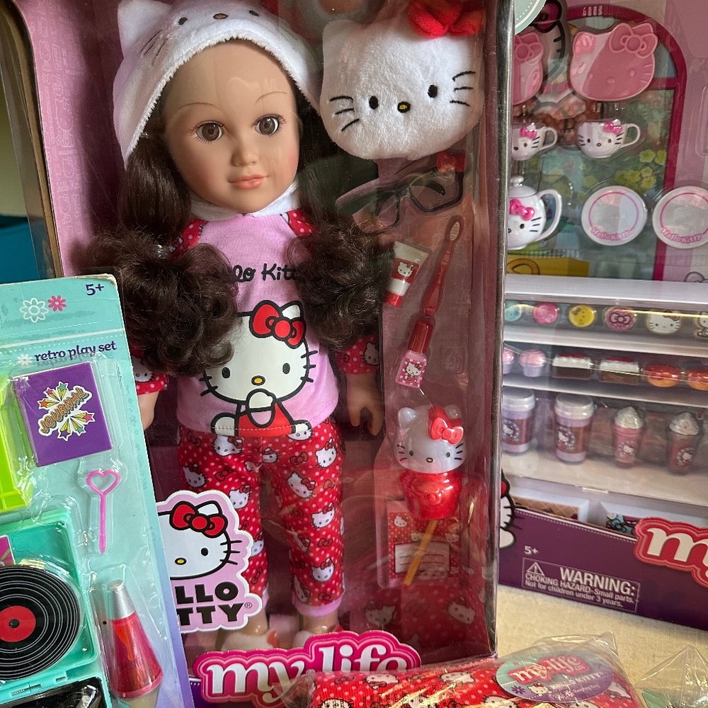 Hello Kitty 18” doll with bundle of fun accessories. BRAND NEW!